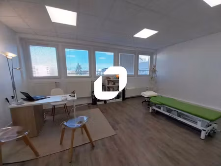 location bureau maurepas 78310