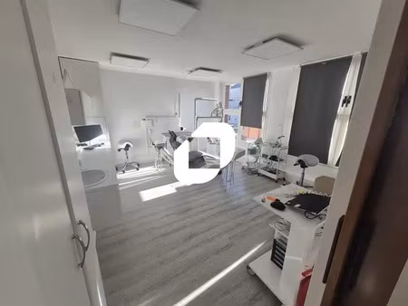 location bureau montigny le bretonneux 78180