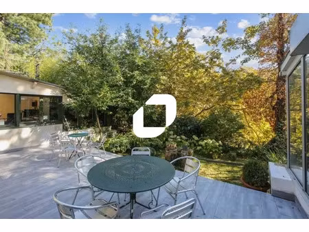 location bureau neuilly sur seine 92200