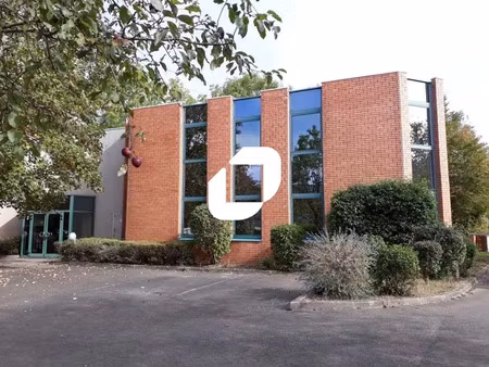 location bureau trappes 78190