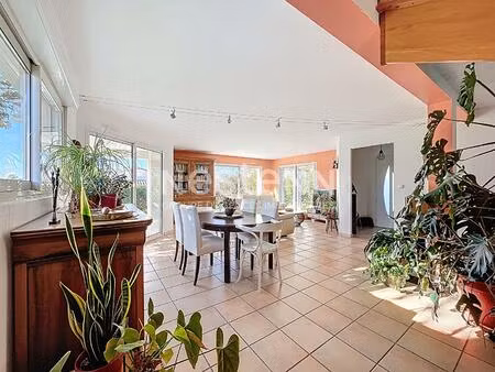 maison spacieuse - 205 m²