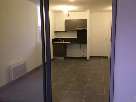 location appartement 2 pièces 37 m² à montpellier (34000)