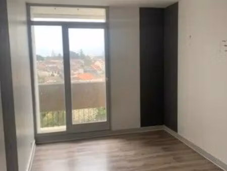 location appartement 3 pièces 71 m² à bordeaux (33000)