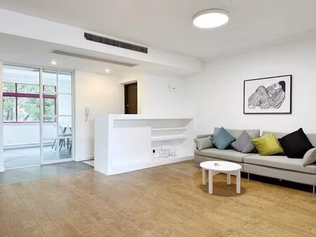 location appartement 2 pièces 83 m² à gex (01170)