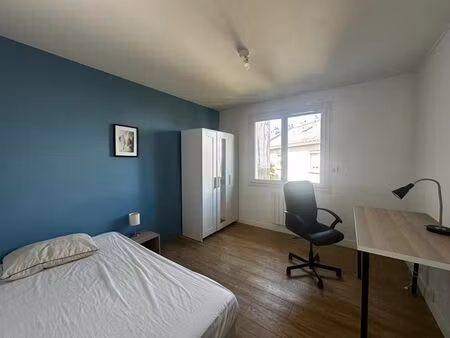 location appartement 1 pièce 200 m² à angers (49000)