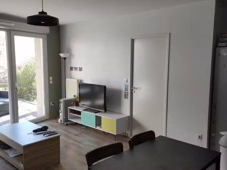 location appartement 3 pièces 68 m² à lille (59000)