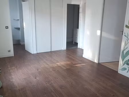location appartement 2 pièces 36 m² à carrières-sous-poissy (78955)