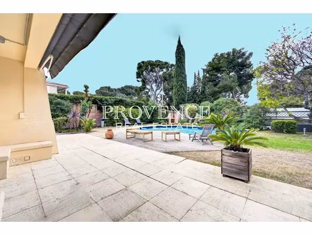 vente villa 5 pièces 203 m² à cassis (13260)  1 290 000 €