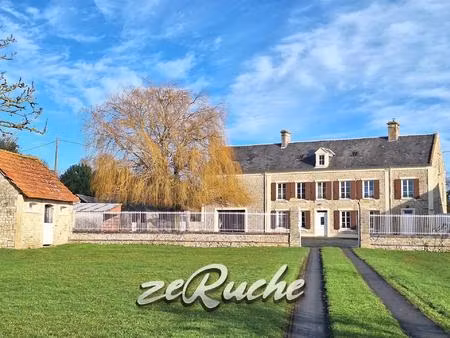 ancienne ferme avec maison d'habitation et dépendances sur 9500 m²