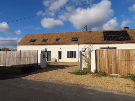 charmante longere a finir de renover a 8 km de la fleche
