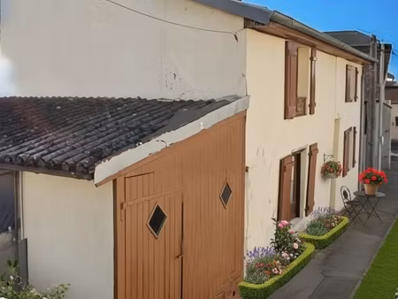 maison à vendre vittel (88) possibilité création 2 appartements t2 et t3 avec terrain