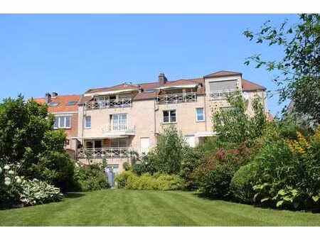 jardin privatif – 3 chambres – stockel / place dumon