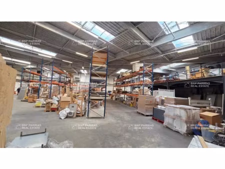 location local d'activités collégien 77090