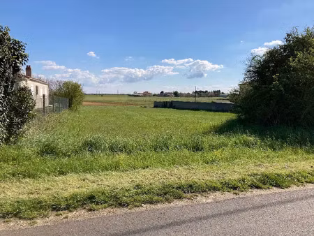 vente terrain 600 m² à champagnolles (17240)  23 500 €