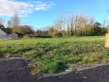 vente terrain à lanvallay (22100) : à vendre / lanvallay