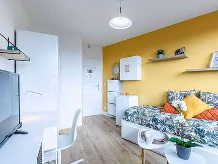 location appartement 5 pièces 73 m² à créteil (94000)