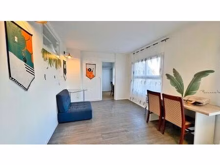 location appartement 5 pièces 100 m² à noisy-le-grand (93160)