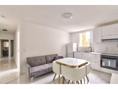 location appartement 5 pièces 79 m² à saint-denis (93200)