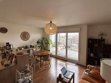 location appartement 1 pièce 85 m² à saint-ouen-sur-seine (93400)