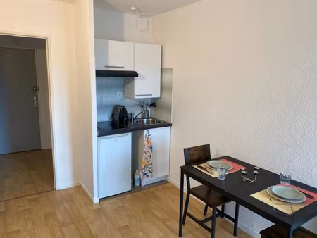 location meublée appartement 1 pièce 35 m² à toulouse (31000)  700 €