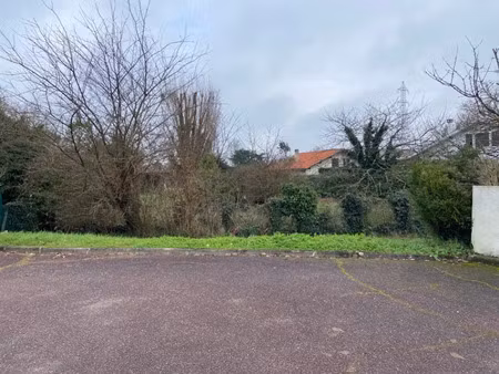 vente terrain 634 m² à dax (40100)  115 000 €