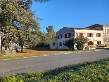 vente locaux professionnels 0 pièces 315 m² à rauzan (33420)  259 000 €
