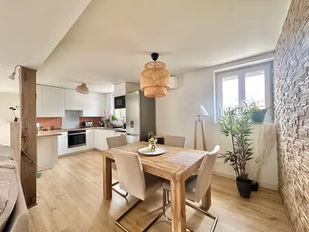 maison de plain pied avec terrain de 427m2+ terrain constructible de 791 m2