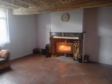 grande maison de ville avec dépendances