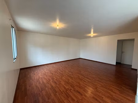 lrsy - proche bourg sous la roche