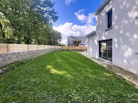 location maison 6 pièces 127 m² à hennebont (56700)  1 687 €