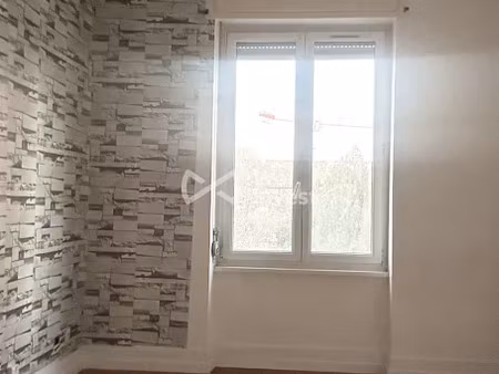 location meublée appartement 3 pièces 32.2 m² à strasbourg (67000)  620 €