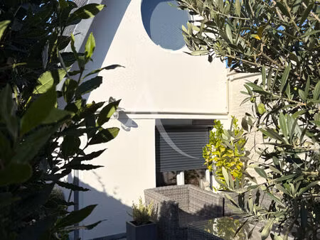 vente maison 4 pièces  67.00m²  suresnes