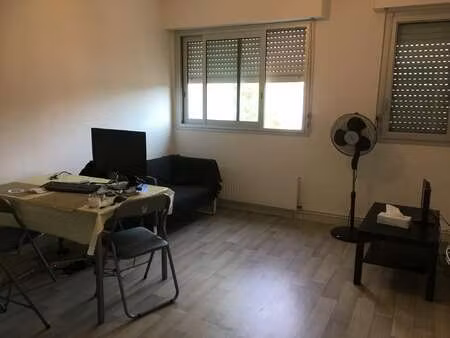 location appartement 2 pièces à laval centre-ville préfecture (53000) : à louer 2 pièces /