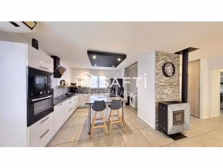 maison récente de plain-pied  lumineuse et sans travaux