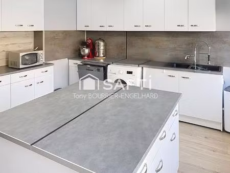 maison rénovée de 150m2 avec 4 chambres spacieuses