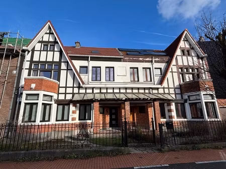 huis te huur in wemmel met 6 slaapkamers
