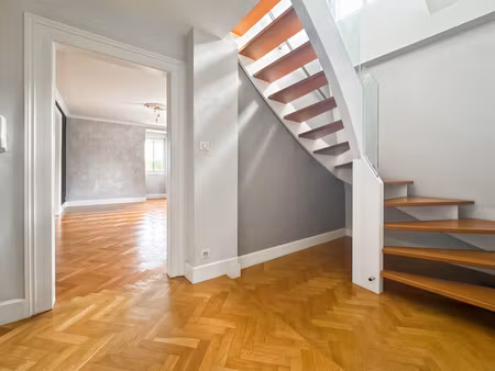 très bel appartement 6 pièces