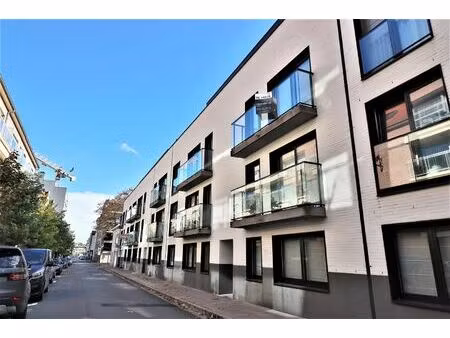 appartement te huur in kortrijk met 2 slaapkamers