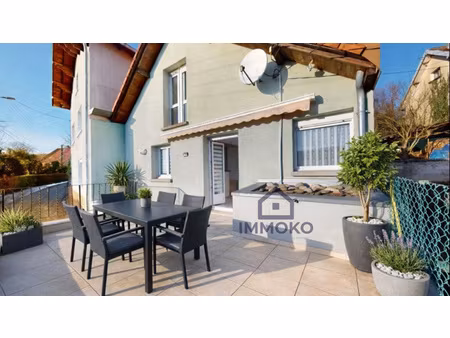 maison mitoyenne 5 pièces avec garage et terrasse