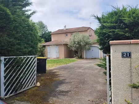 vente maison 5 pièces 111 m² à donzac (82340)  170 000 €