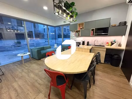 bureaux à louer | 160 m² en rdc | climatisés & aménagés | lyon 2 - confluence