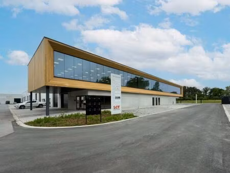 industrieel gebouw te koop in olsene