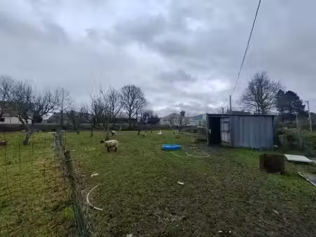 terrain constructible 758 m²