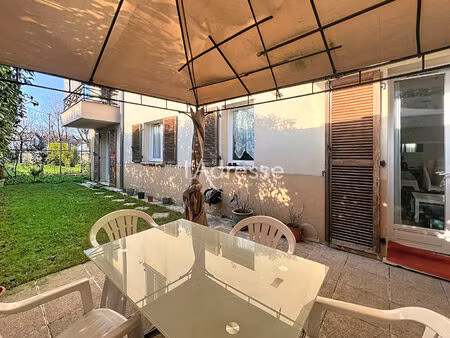 vente appartement 4 pièces  76.00m²  le blanc