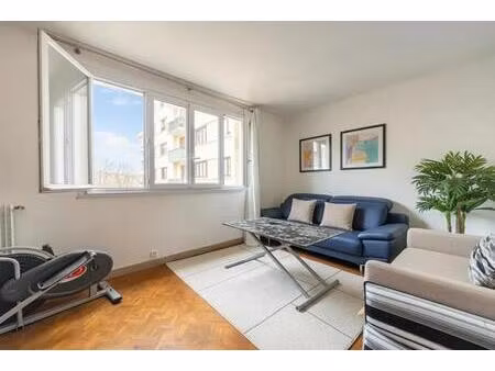 appartement 3 pièces de 58 m2 en vente à les clayes-sous-bois - idéal pour investisseurs