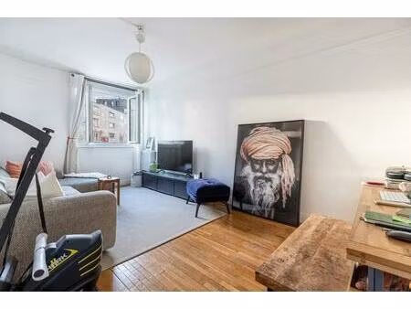 charmant 2 pièces lumineux aux lilas