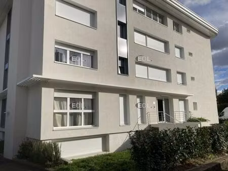 location de bureaux de 200 m² en rez-de-jardin à maisons-alfort (94)