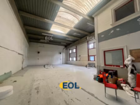 a louer - local d'activité de 370 m²
