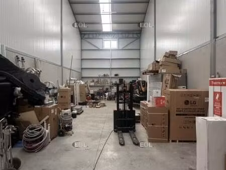 local d'activité de 132 m² à vendre - brie-comte-robert (77)