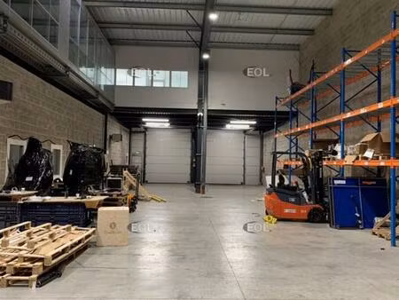 a louer - local d'activité avec bureaux de 855 m² à collégien (77)